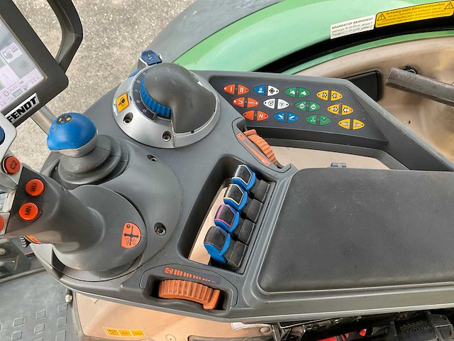 2012 fendt 720 scr vierwielaangedreven landbouwtractor - afbeelding 13 van  22