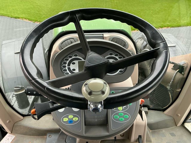 2012 fendt 927 vario vierwielaangedreven landbouwtractor - afbeelding 21 van  43