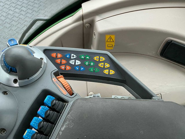 2012 fendt 927 vario vierwielaangedreven landbouwtractor - afbeelding 25 van  41