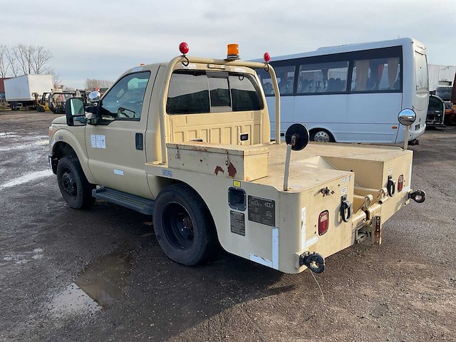 2012 ford fltt350 4x2 vliegtuig sleper - afbeelding 13 van  18