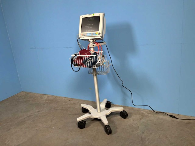 2012 ge b40 patiëntmonitor - afbeelding 1 van  8