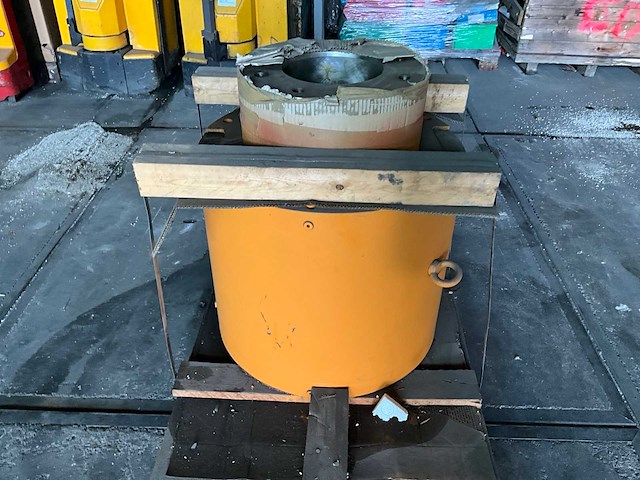 2012 gegner 550-420/470-275x192 hydraulische spreid/centreer cilinder - afbeelding 1 van  2