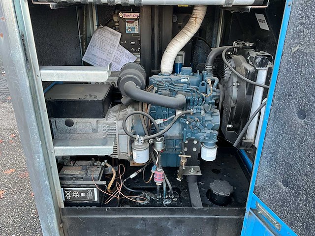 2012 generac light tower stationaire lichtmast - afbeelding 16 van  16