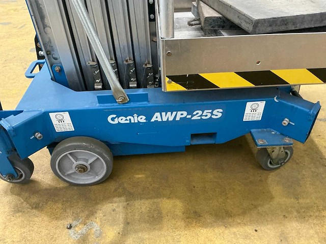 2012 genie awp-25s personenlift - afbeelding 5 van  14