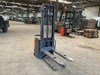 2012 genkinger hubtex egvt 10/30 stapelaar - afbeelding 1 van  7