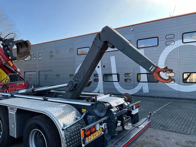 2012 ginaf x3232s 6x4 25t haakarm + hmf 1643 z-kraan vrachtwagen bz-vg-55 - afbeelding 26 van  60