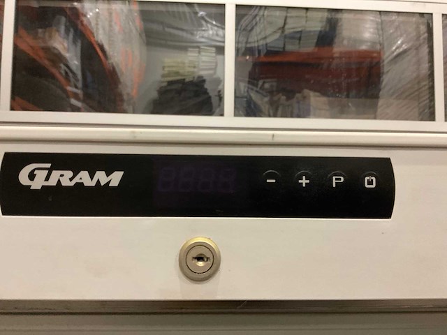 2012 gram f410 koelkast - afbeelding 7 van  8