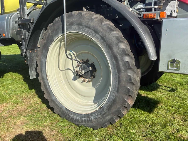 2012 hardi alpha 4100i veldspuit - afbeelding 35 van  44