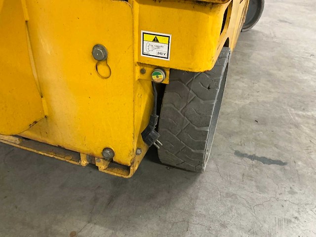 2012 haulotte compact 12 hoogwerker 12 meter - afbeelding 12 van  14