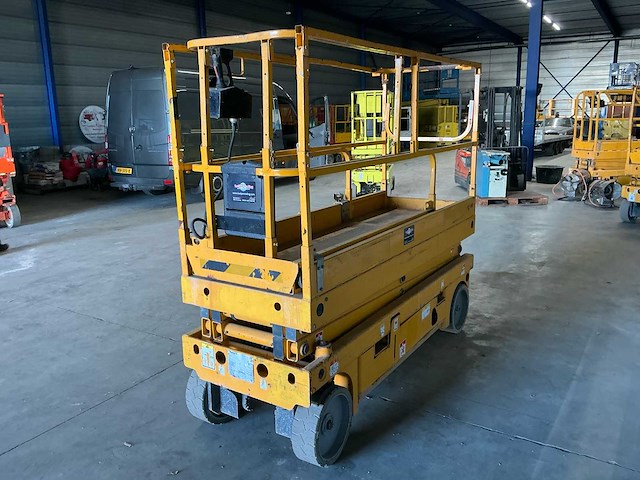 2012 haulotte compact 8 hoogwerker - afbeelding 14 van  20