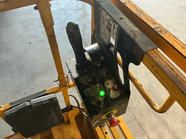 2012 haulotte compact 8 hoogwerker - afbeelding 6 van  7