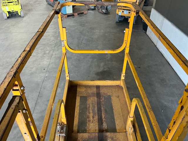 2012 haulotte compact 8 hoogwerker - afbeelding 7 van  7