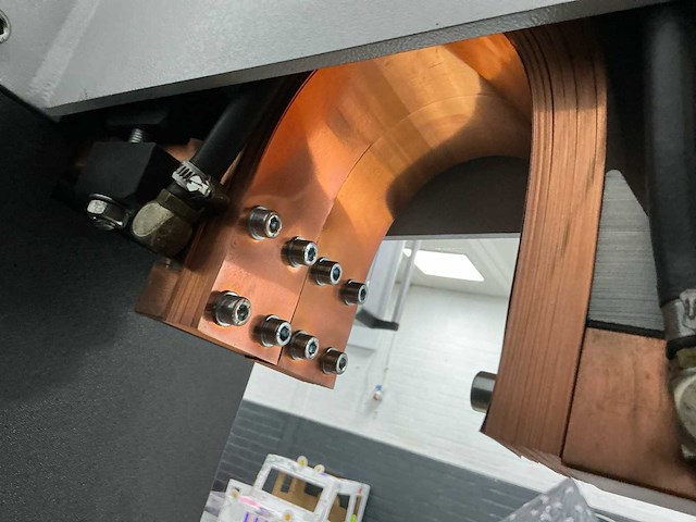 2012 heller 8207mf130 puntlasmachine - afbeelding 3 van  13
