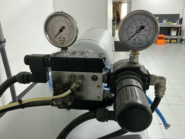 2012 heller 8207mf130 puntlasmachine - afbeelding 5 van  13