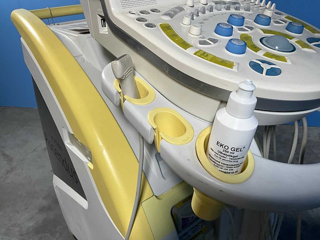 2012 hitachi hi vision ascendus ultra sound machine - afbeelding 10 van  11