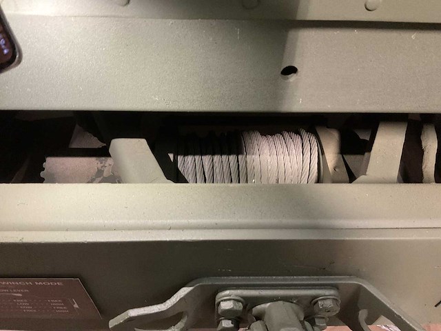 2012 humvee m1114 legervoertuig - afbeelding 4 van  27