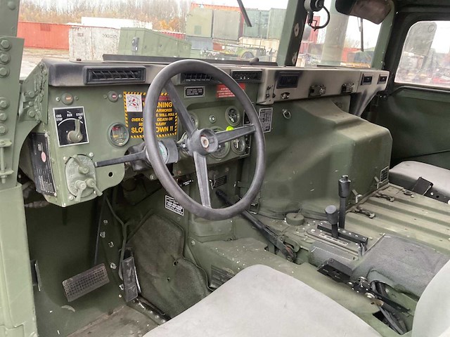 2012 humvee m1114 legervoertuig - afbeelding 5 van  27