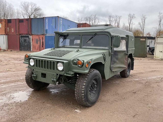 2012 humvee m1114 legervoertuig - afbeelding 1 van  27