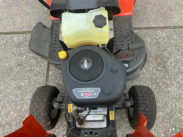 2012 husqvarna lt 131 zitmaaier - afbeelding 3 van  13