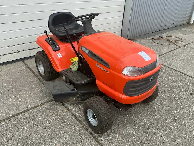 2012 husqvarna lt 131 zitmaaier - afbeelding 6 van  13