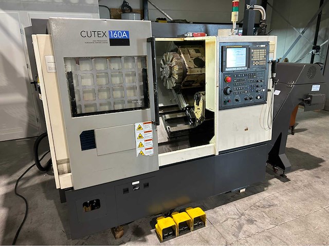 2012 hwacheon cutex-160a cnc-draaibank - afbeelding 1 van  24