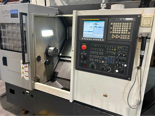 2012 hwacheon cutex-160a cnc-draaibank - afbeelding 18 van  23