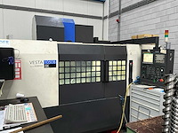 2012 hwacheon vesta 1050b 4-assige verticale machinecentra