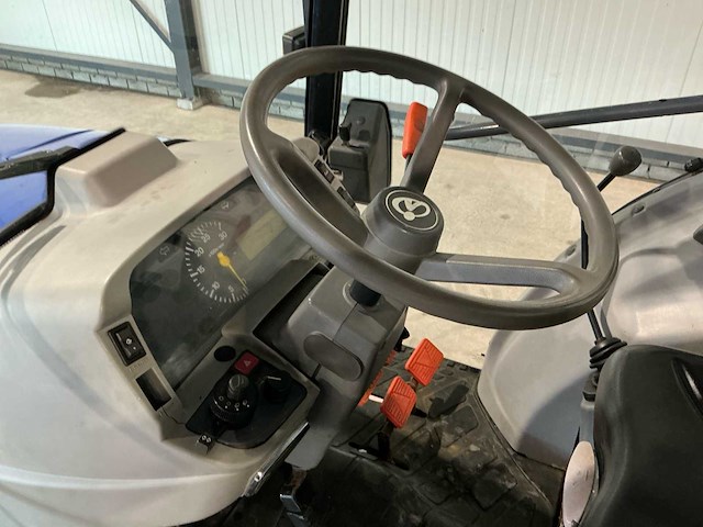 2012 iseki tg5390 2wd landbouwtractor - afbeelding 18 van  27