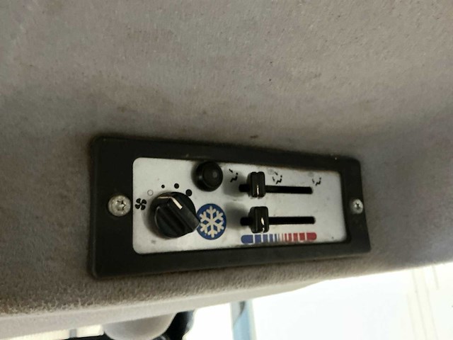 2012 iseki tg5390 2wd landbouwtractor - afbeelding 27 van  27