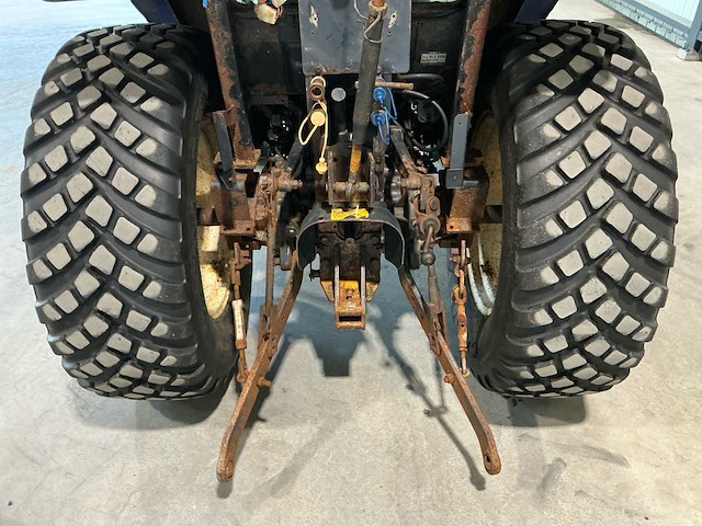 2012 iseki tg5390 2wd landbouwtractor - afbeelding 8 van  27