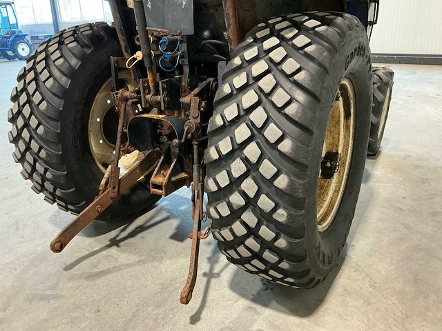 2012 iseki tg5390 2wd landbouwtractor - afbeelding 9 van  27