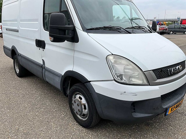 2012 iveco daily 40c15 bedrijfswagen vj-166-l - afbeelding 7 van  37