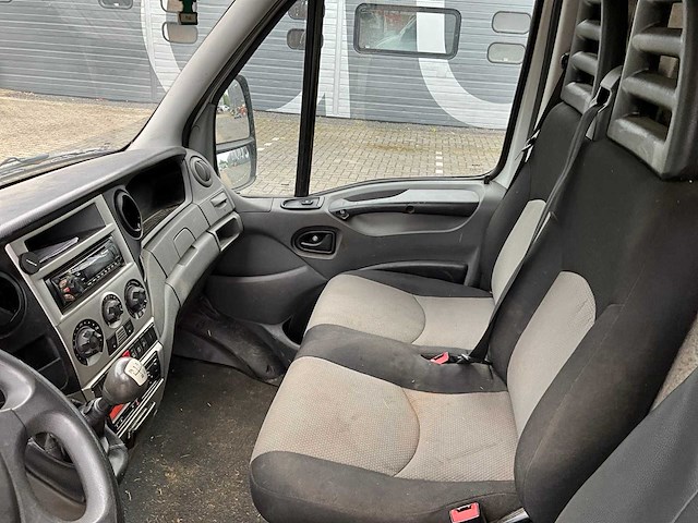 2012 iveco daily 40c15 bedrijfswagen vj-166-l - afbeelding 17 van  37