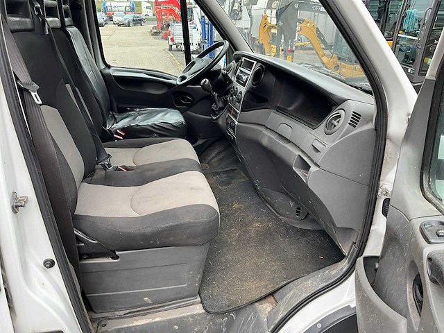 2012 iveco daily 40c15 bedrijfswagen vj-166-l - afbeelding 19 van  37