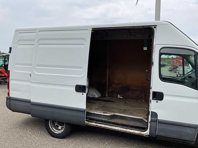 2012 iveco daily 40c15 bedrijfswagen vj-166-l - afbeelding 20 van  37