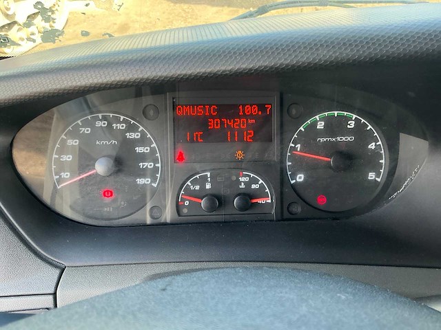 2012 iveco daily 40c17 bedrijfswagen - afbeelding 9 van  18