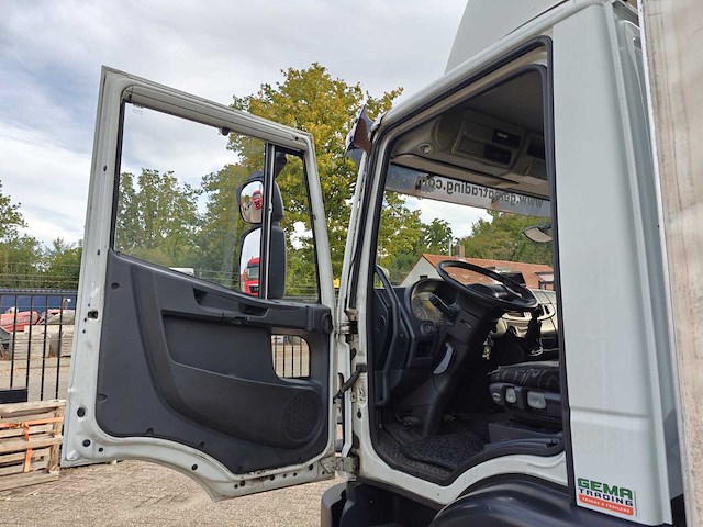 2012 iveco eurocargo motorwagen met schuifzeil - afbeelding 5 van  26
