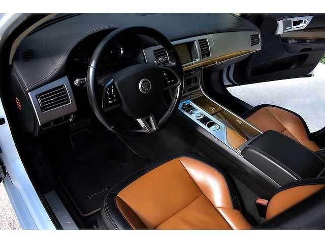 2012 jaguar xf saloon 5,0l supercharged v8 btw auto - afbeelding 61 van  81