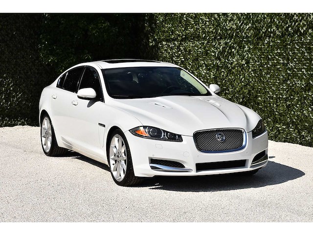 2012 jaguar xf saloon 5,0l supercharged v8 btw auto - afbeelding 52 van  81