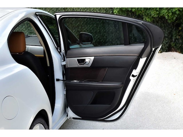 2012 jaguar xf saloon 5,0l supercharged v8 btw auto - afbeelding 79 van  81