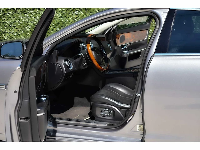 2012 jaguar xj saloon 5,0l v8 btw auto - afbeelding 49 van  88