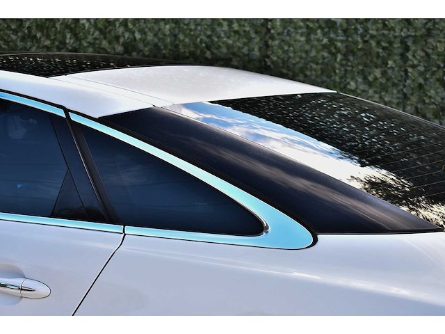2012 jaguar xjl portfolio saloon 5,0l v8 btw auto - afbeelding 47 van  91