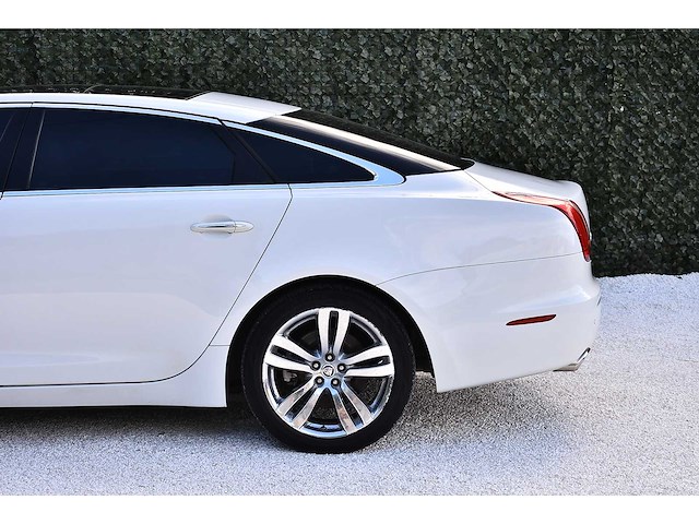 2012 jaguar xjl portfolio saloon 5,0l v8 btw auto - afbeelding 49 van  91