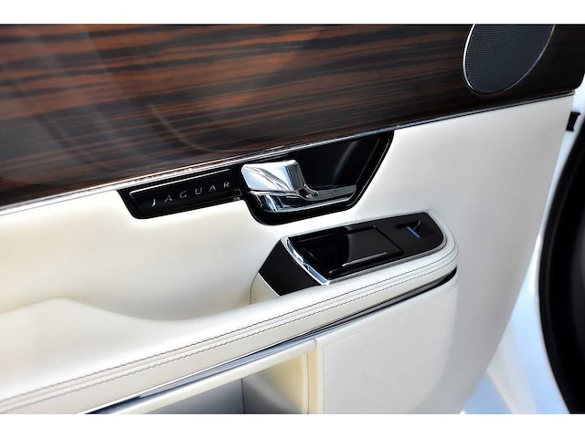 2012 jaguar xjl portfolio saloon 5,0l v8 btw auto - afbeelding 73 van  89