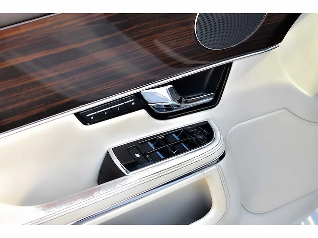 2012 jaguar xjl portfolio saloon 5,0l v8 btw auto - afbeelding 69 van  78