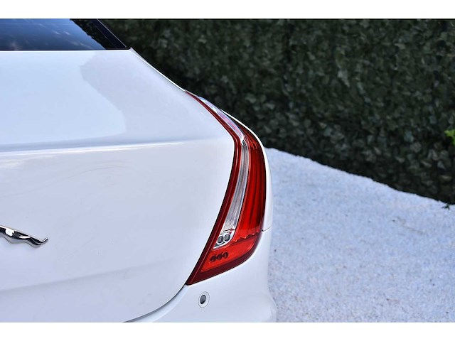 2012 jaguar xjl portfolio saloon 5,0l v8 btw auto - afbeelding 44 van  92