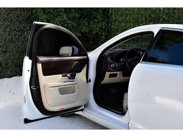 2012 jaguar xjl portfolio saloon 5,0l v8 btw auto - afbeelding 48 van  92