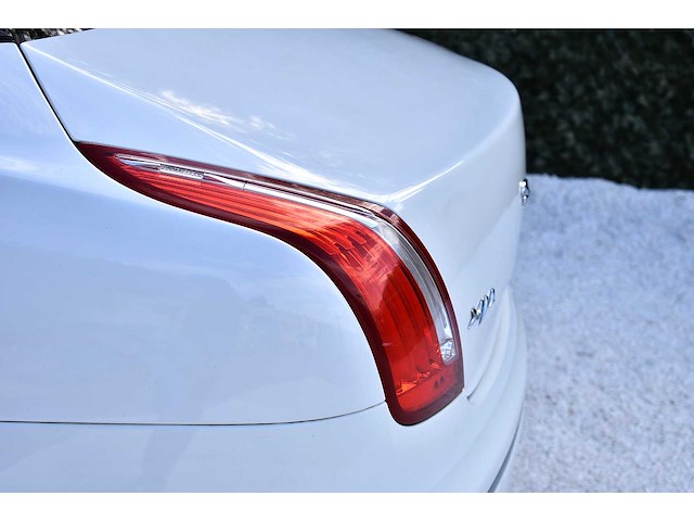 2012 jaguar xjl portfolio saloon 5,0l v8 btw auto - afbeelding 21 van  73
