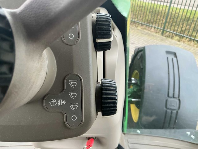 2012 john deere 7230 r vierwielaangedreven landbouwtractor - afbeelding 21 van  29