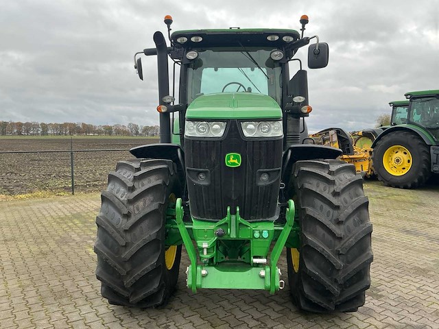 2012 john deere 7230 r vierwielaangedreven landbouwtractor - afbeelding 2 van  29